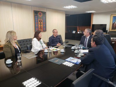 Representantes do TJDFT e do HCB discutem parcerias e apoio institucional