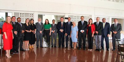 Presidente do TJDFT participa de almoço com AMB, Amagis e parlamentares do DF