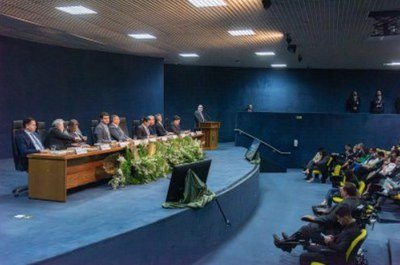 Presidente do TJDFT participa de solenidade em homenagem aos 30 anos da Lei Orgânica do MPU