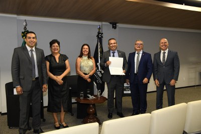 Juíza da VEP participa de mesa-redonda em curso da Justiça Militar da União